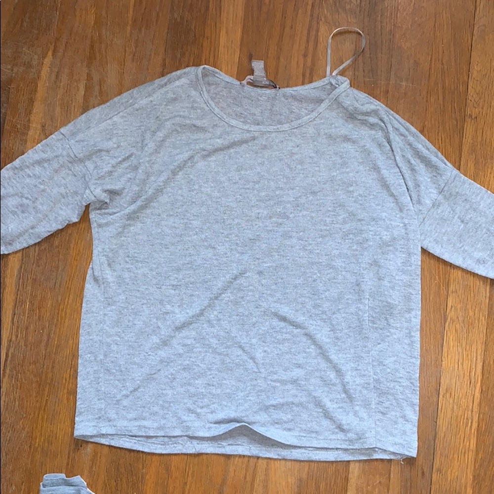grey shirt